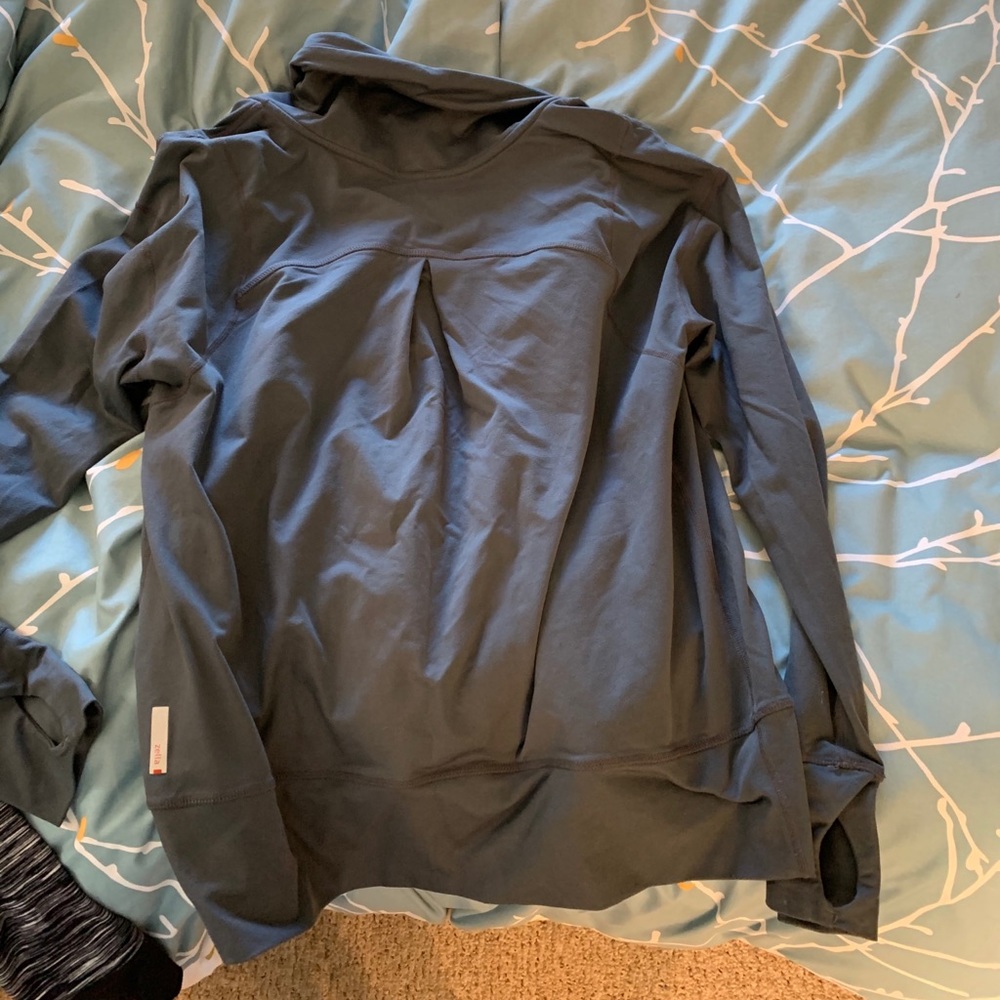 Zella jacket - Picture 2 of 2
